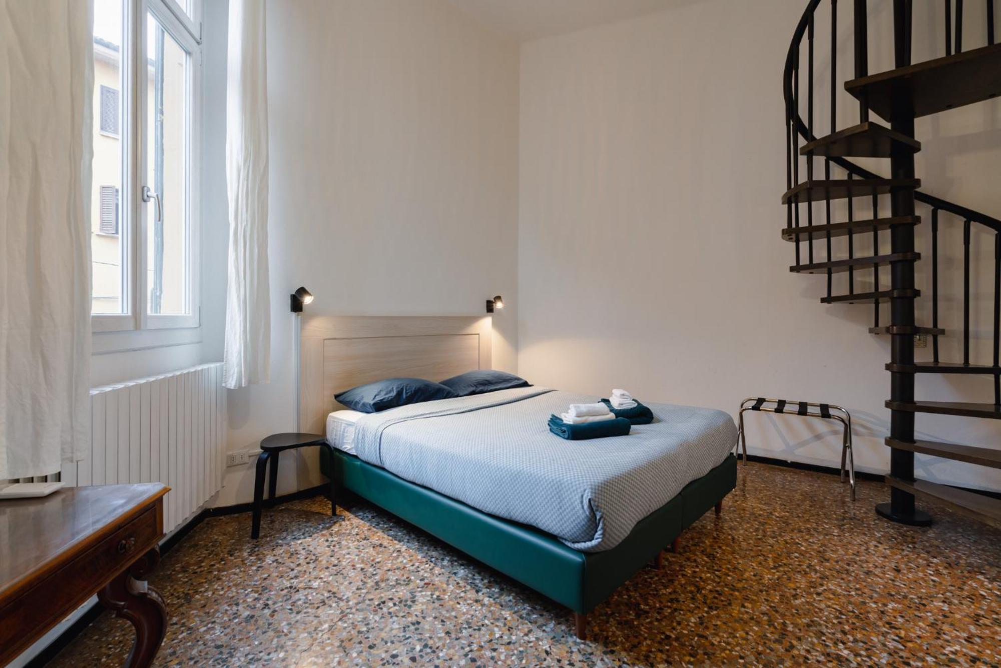 Palazzo Rialto Antique Apartment Bologna Luaran gambar